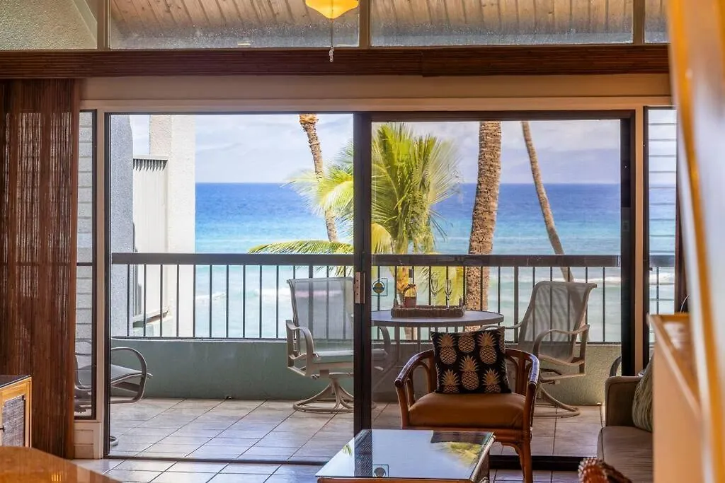 Hale Mahina B403- Beautiful 2 Bedroom Oceanfront Condo, Private Beach, Farmers Market, And More Kahana
