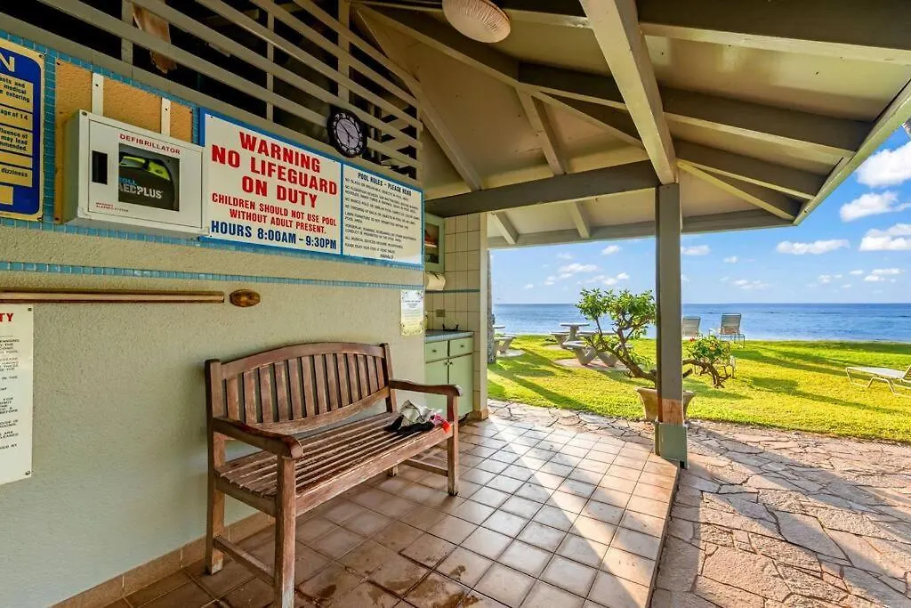 Hale Mahina B403- Beautiful 2 Bedroom Oceanfront Condo, Private Beach, Farmers Market, And More Kahana Lägenhet